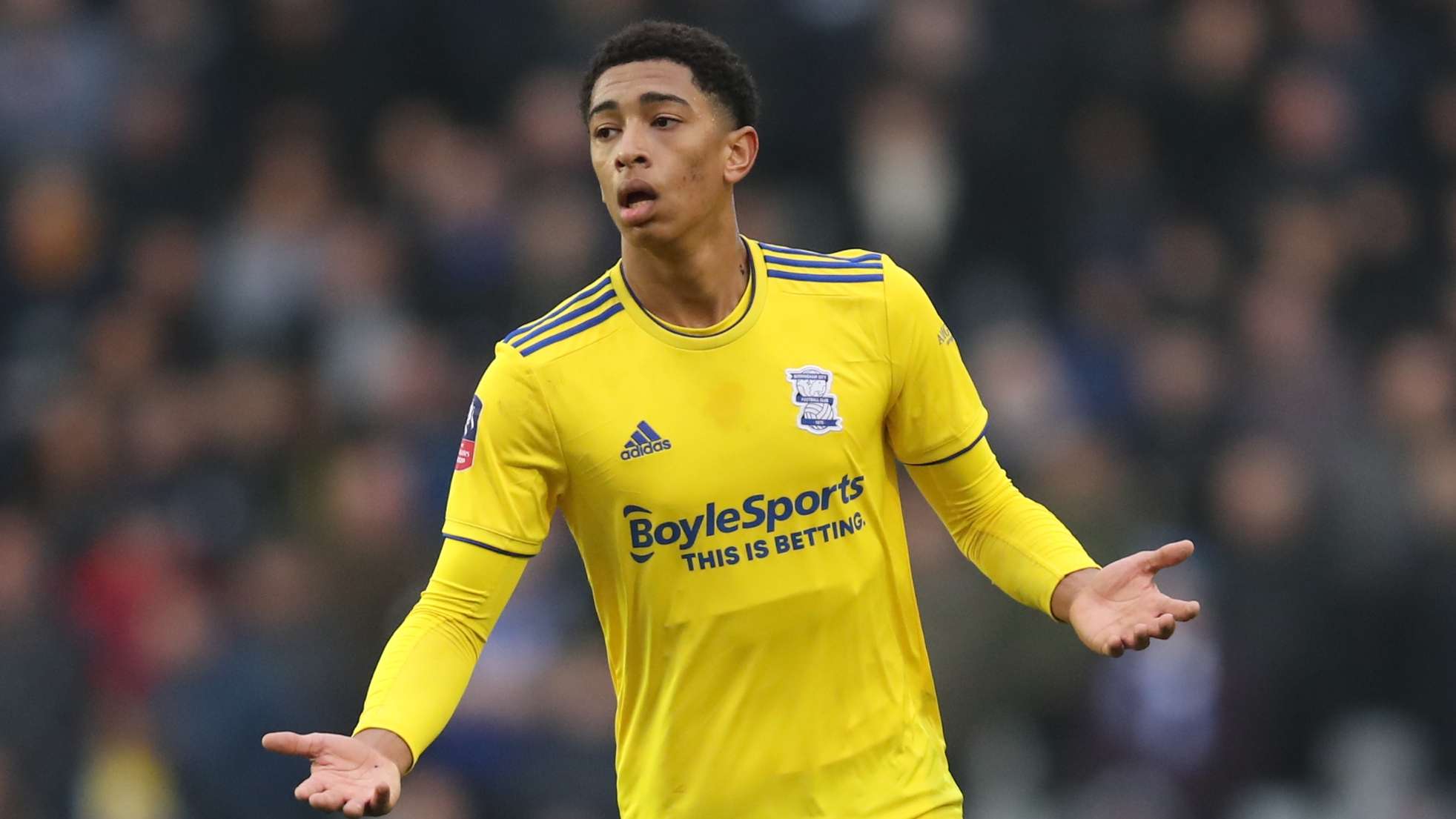 智利与巴西比赛时间解析及智利与阿根廷军力对比分析